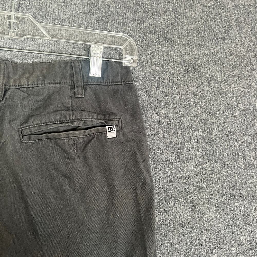 DC Shorts Mens 29 Gray Chino Flat Front Casual Pockets Grunge Flaw - Picture 9 of 9
